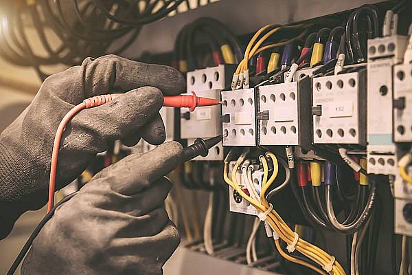 Mise en conformité électrique des bâtiments professionnels